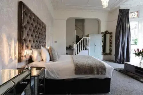 Clifton House
