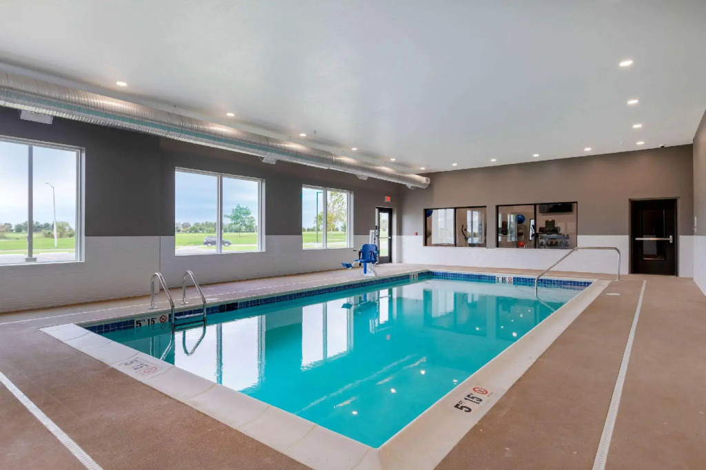 Comfort Inn & Suites Adrian