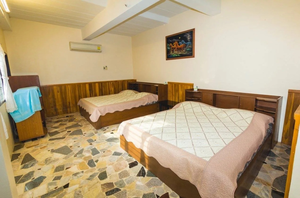 Naphatphorn Resort