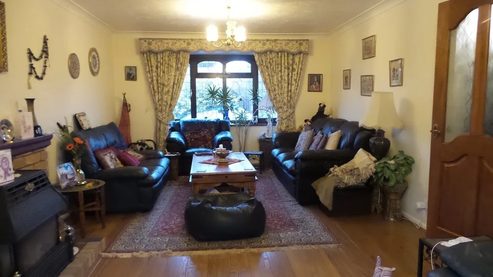 The Cedars House B&B