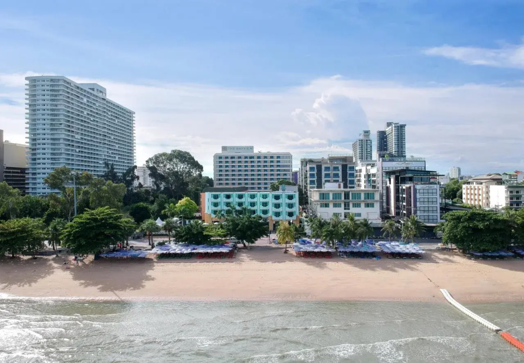 Wave Hotel Pattaya