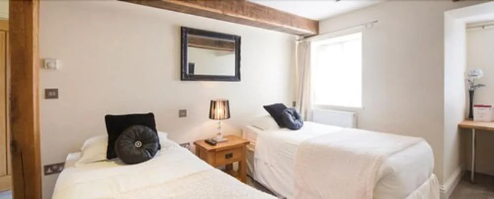Newtown House Hotel