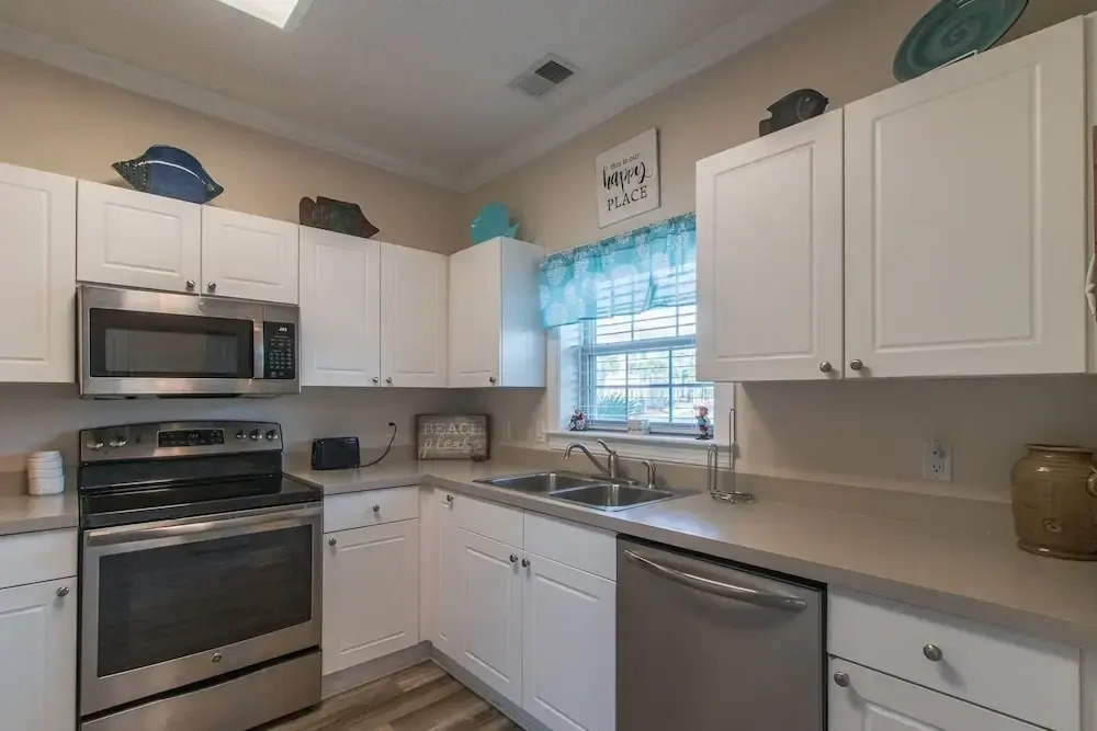 Cypress Bend #1113 2 Bedroom Condo by Redawning