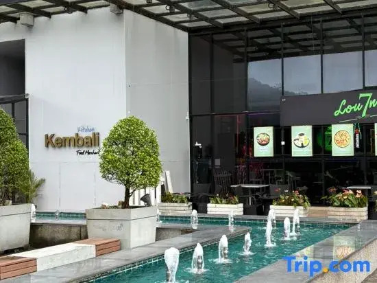 Highland Breeze Hotel