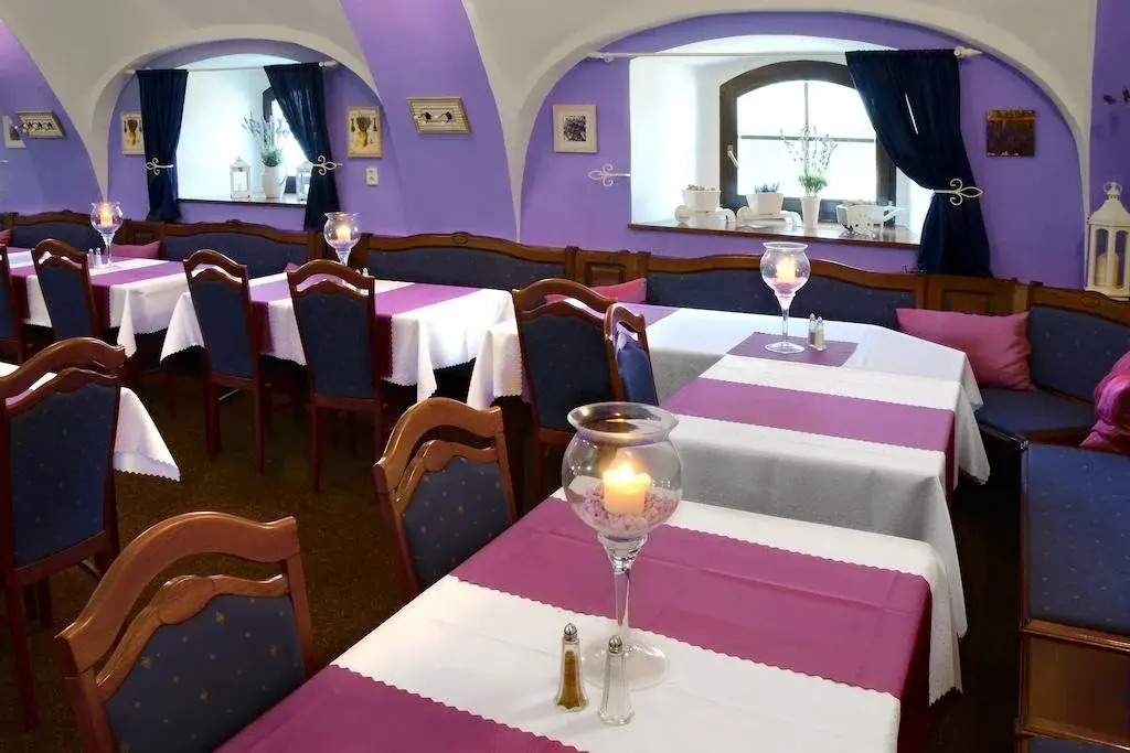 Hotel Jiricná