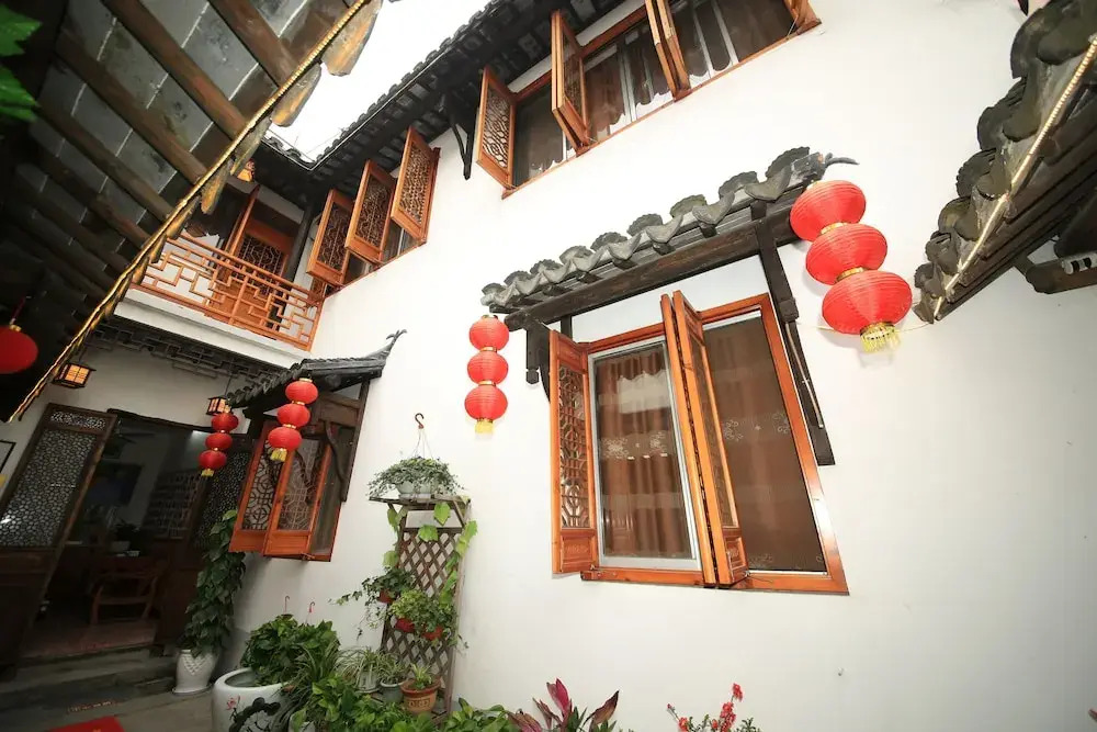 Zhouzhuang Courtyard 99 Hostel