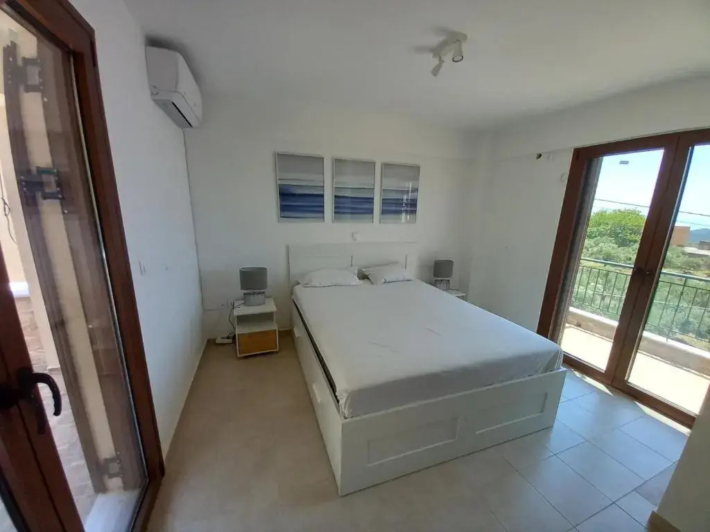 In Between Mani Villas
