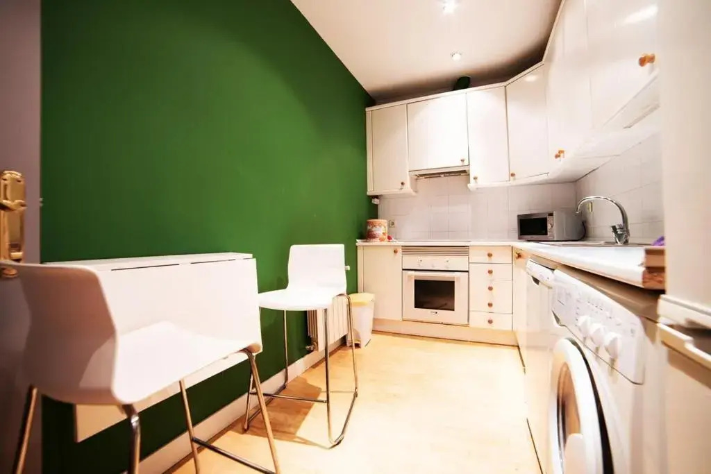 Bright apartment in Historical City Center
