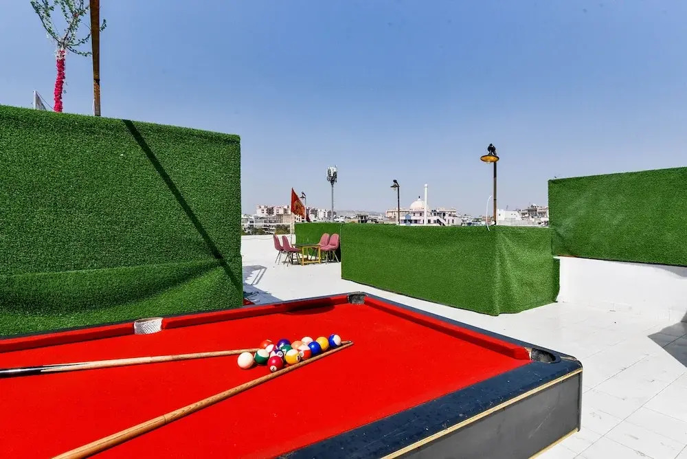 Fabhotel Deep Palace