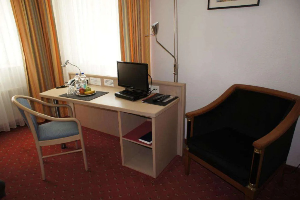 Steiners Hotel Airport-Messe in Birkach