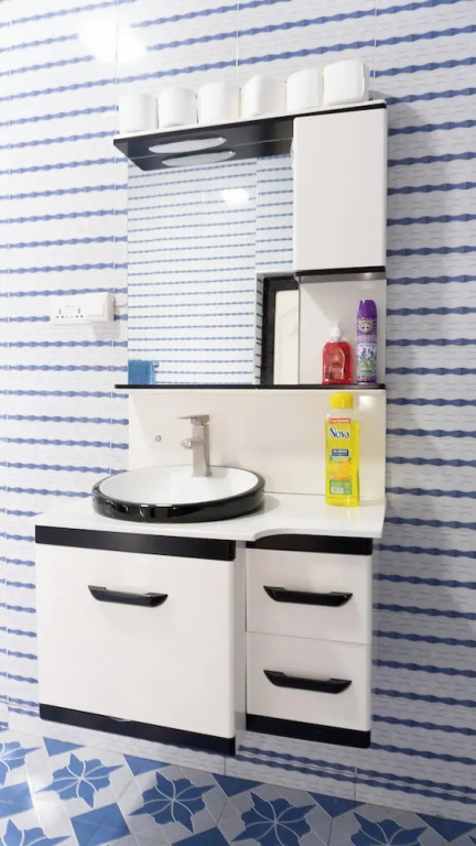 Premium Six-Bedroom Villa at East Legon Near Accra Airport