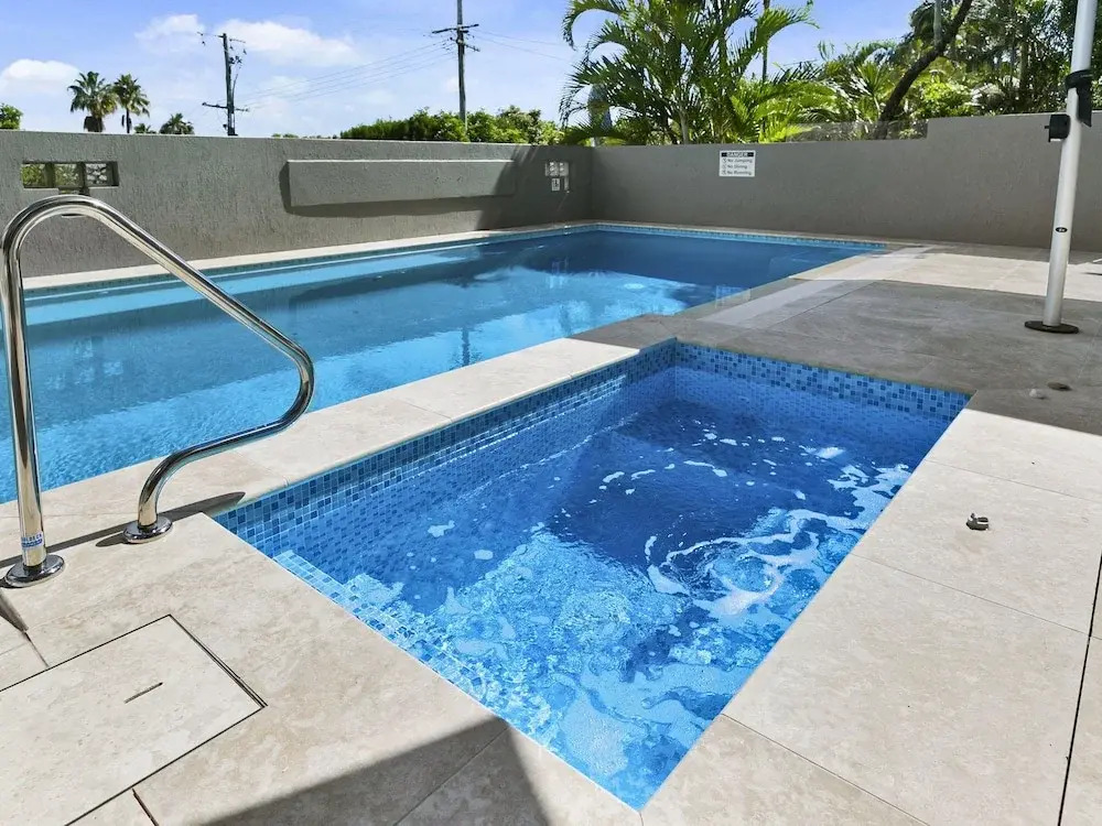 Charming Noosa Heads Apartment; Laguna Bay Views - Unit 6 Taralla 18 Edgar Bennett Avenue
