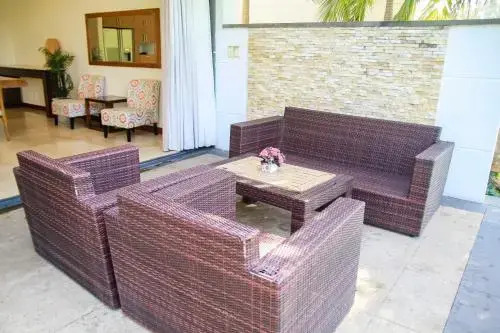 Villa 5 Bdrs Ocean view villa - Free Airport Pick Up