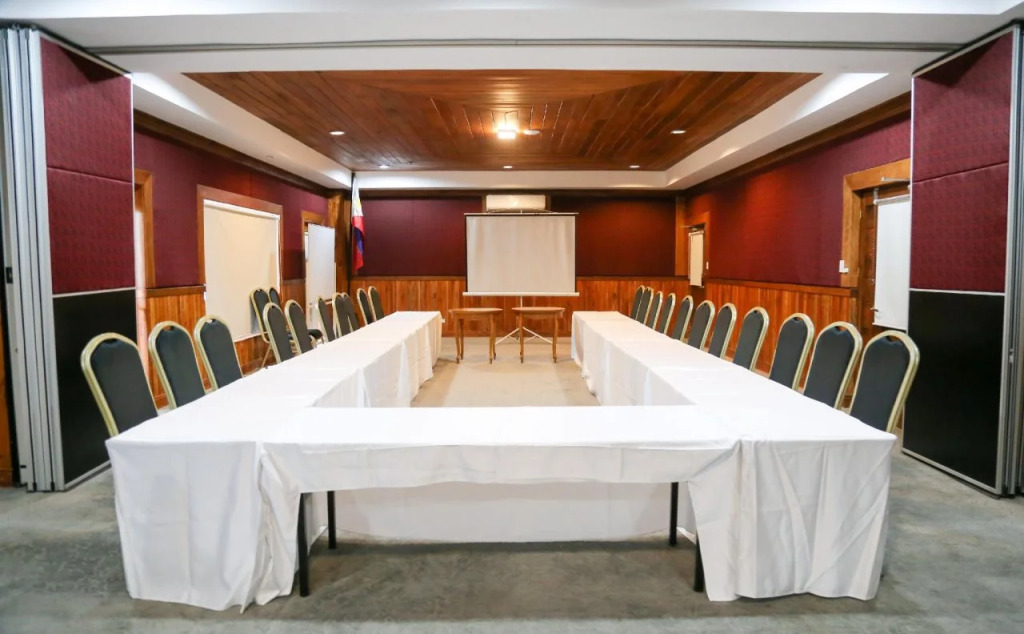 Alta D' Tagaytay Hotel