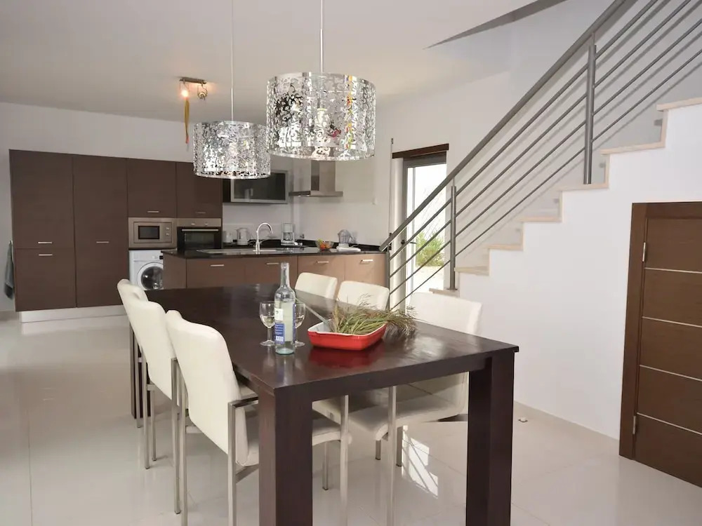 Modern Villa with Private Pool Just 400m From the Sea