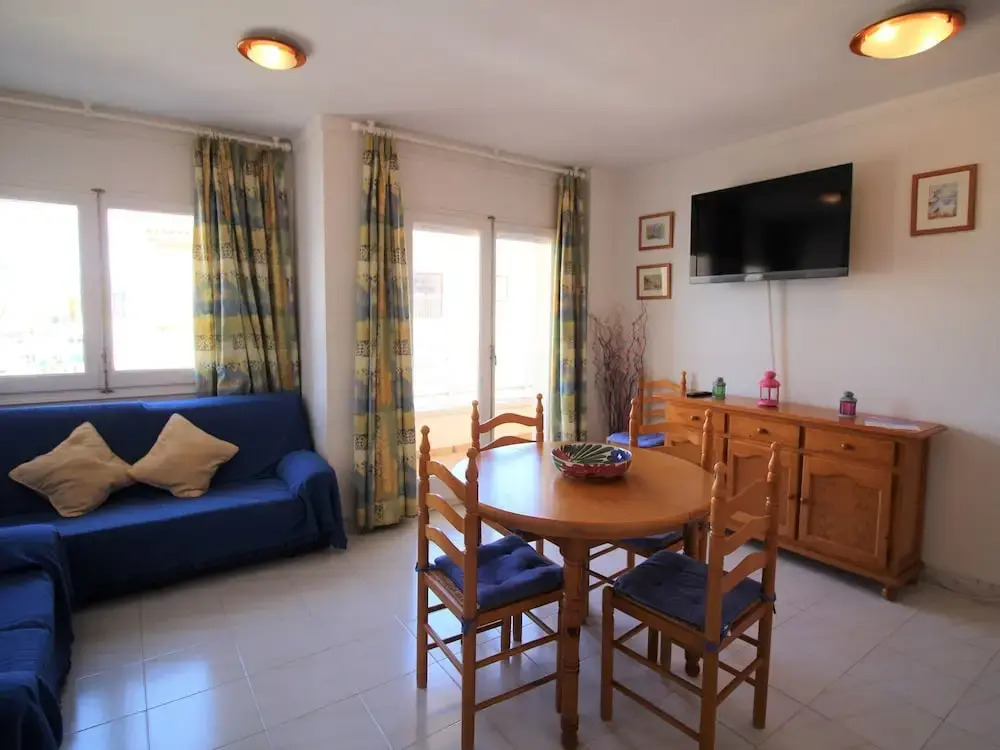 Apartment near Port