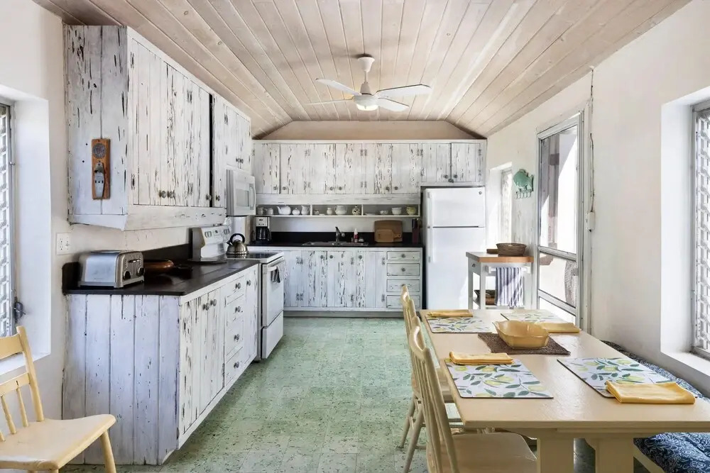 Tamarind home