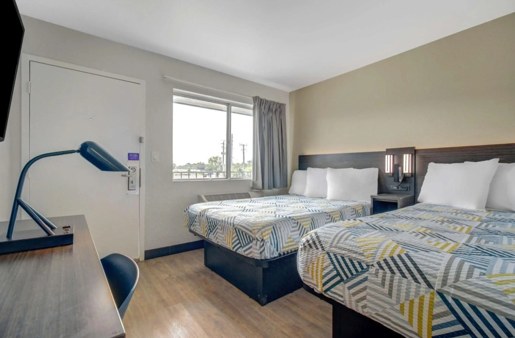 Motel 6-Venice, FL