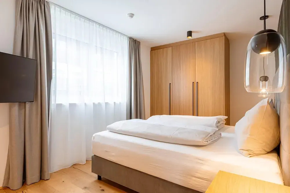 Apartment With Balcony in Fiss