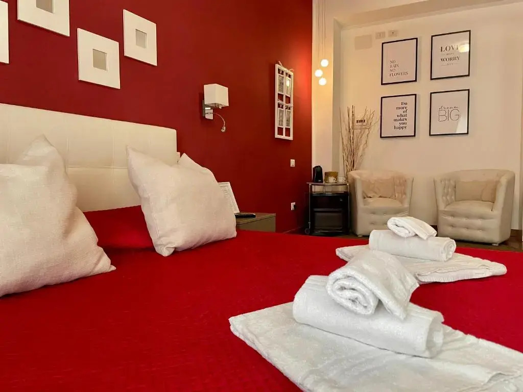 Le Coq Suites