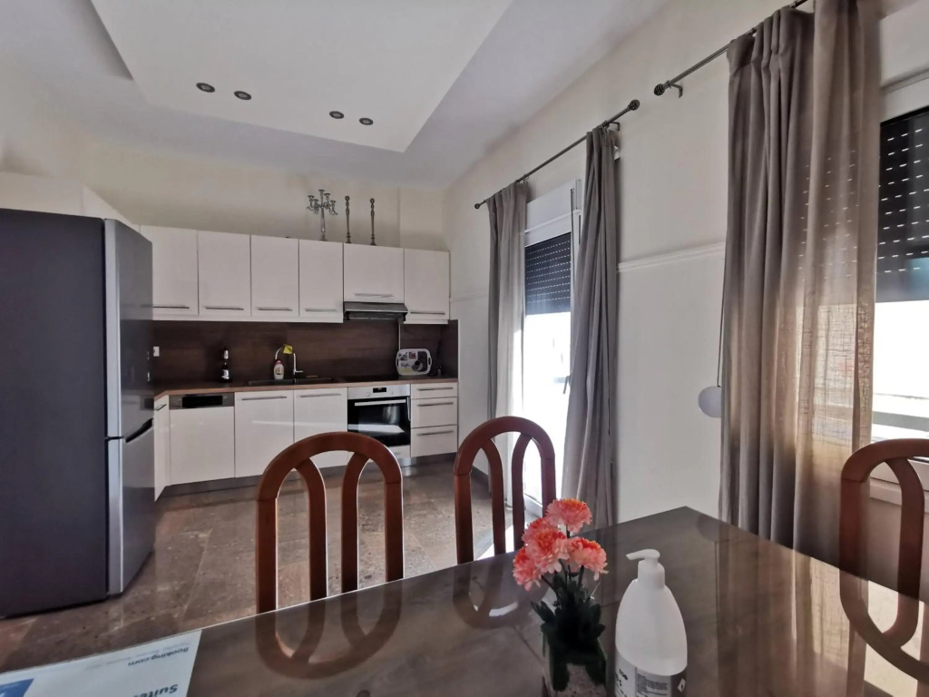 NAFPAKTOS Beach luxury Suites