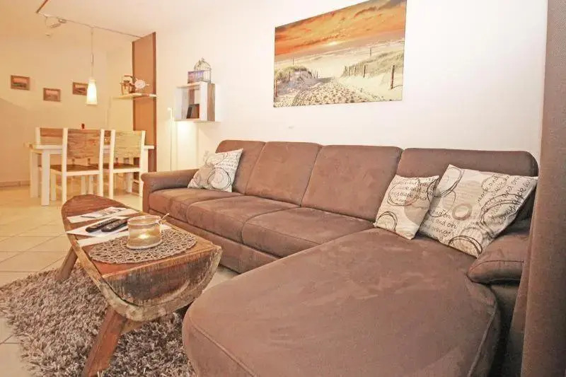 Haus-Mecklenburg-Wohnung-15-9500