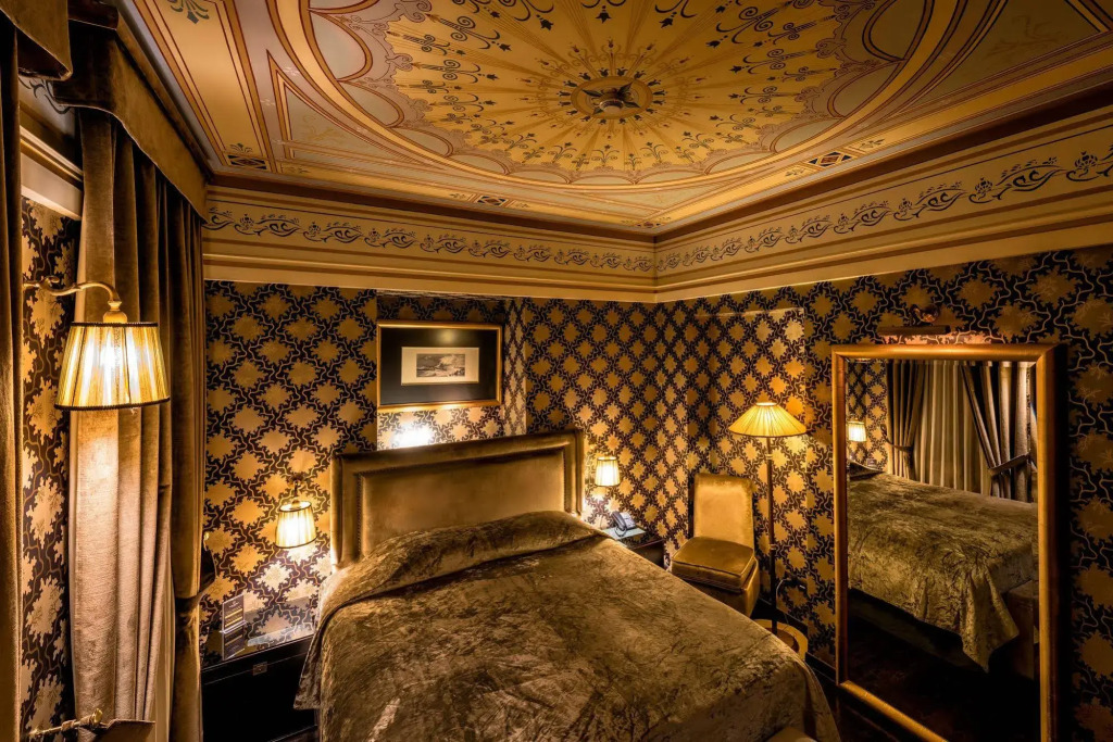 Maison Grecque Hotel Extraordinaire