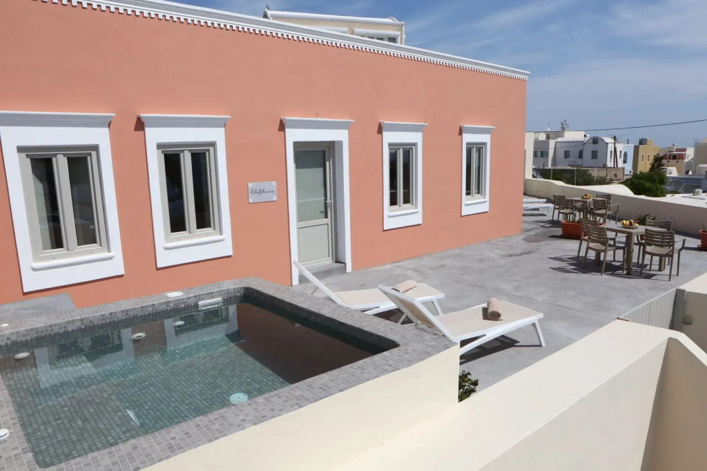 Nomikos Mansion
