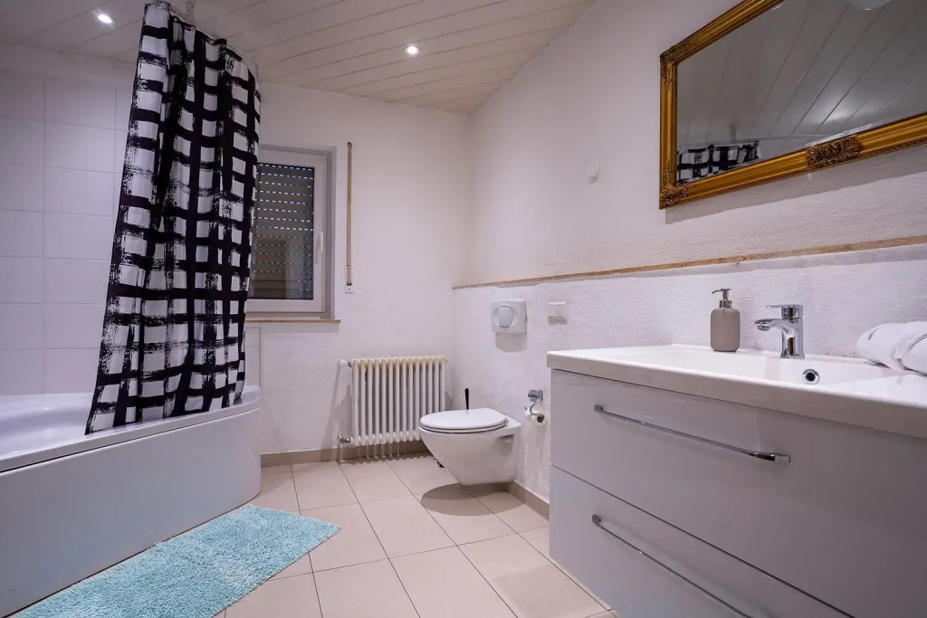 EPA Apartment - España style