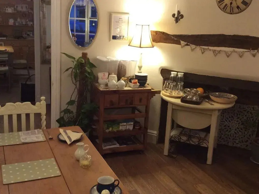 Old Street B&B