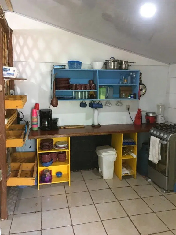 Rita Sonny Tropical Surf Cabina