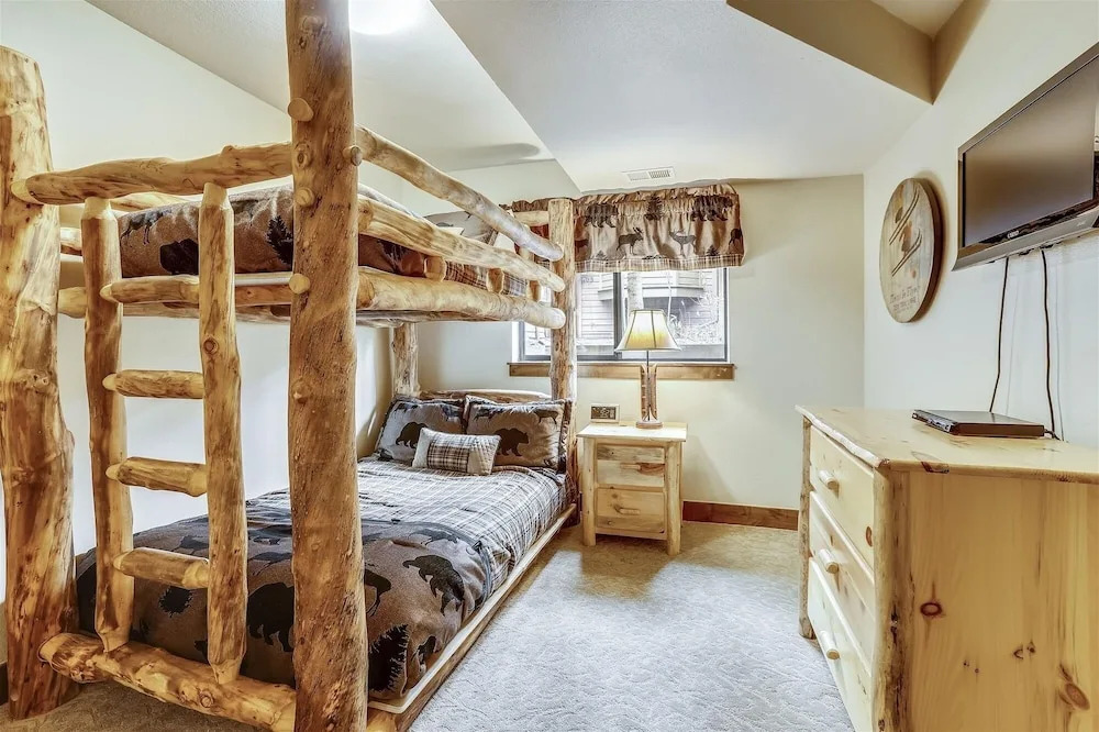 Village Point 109 townhouse