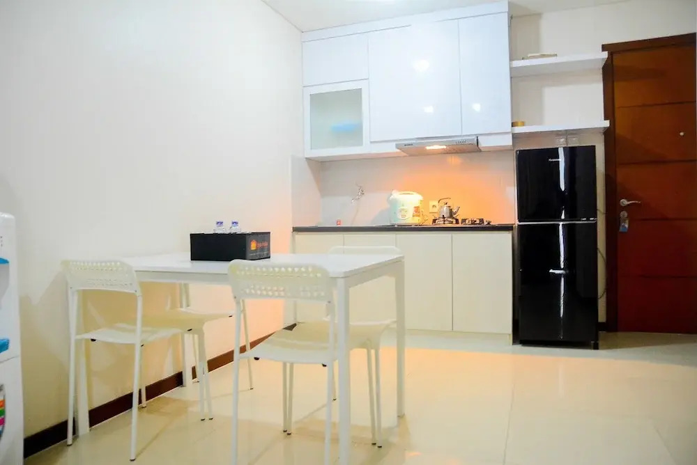 Simply Spacious 1BR Apartment at Green Bay Pluit