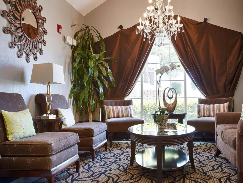 Best Western Roanoke Inn & Suites