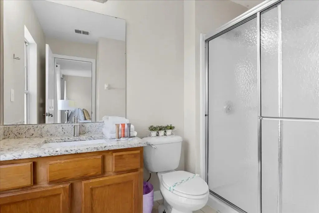 4 Bedrooms 3 Bathrooms Encantada 8549 Bl