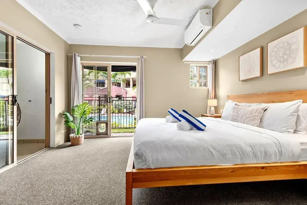 Reef Apartment Cairns - 4 Pools Resort BBQ