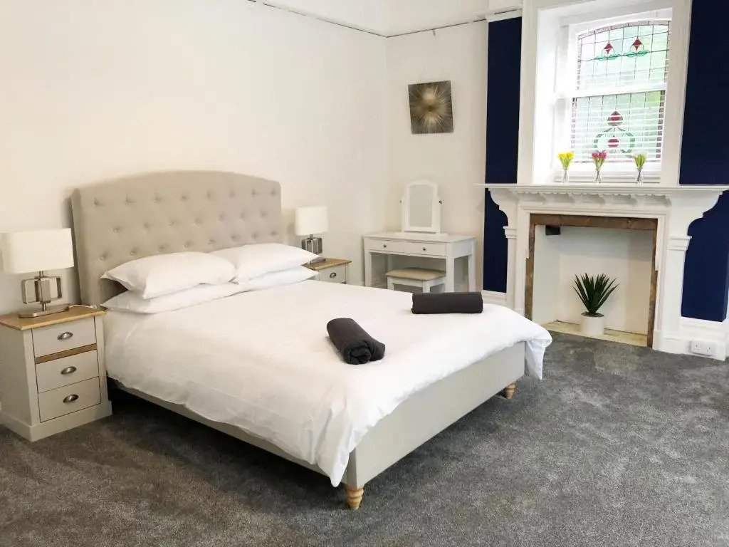 Summer Breeze. 3-bed apartment close to the beach