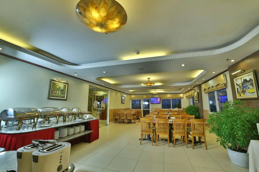 Sunny 3 Hotel