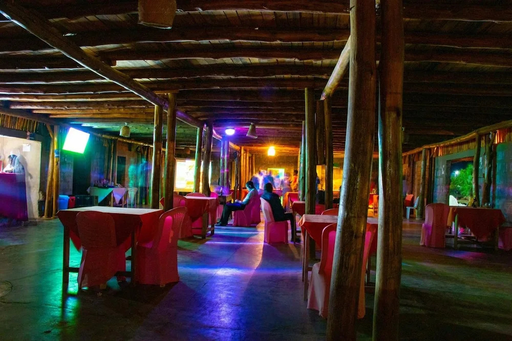 Western Sands Hotel