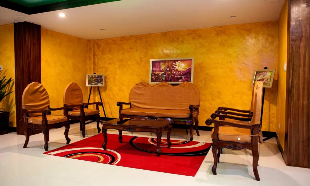 Al-Raddadi Suites
