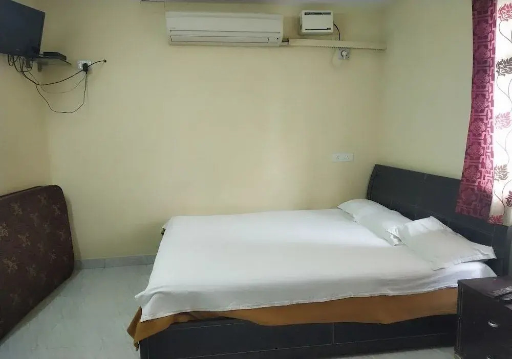Mithran Residency