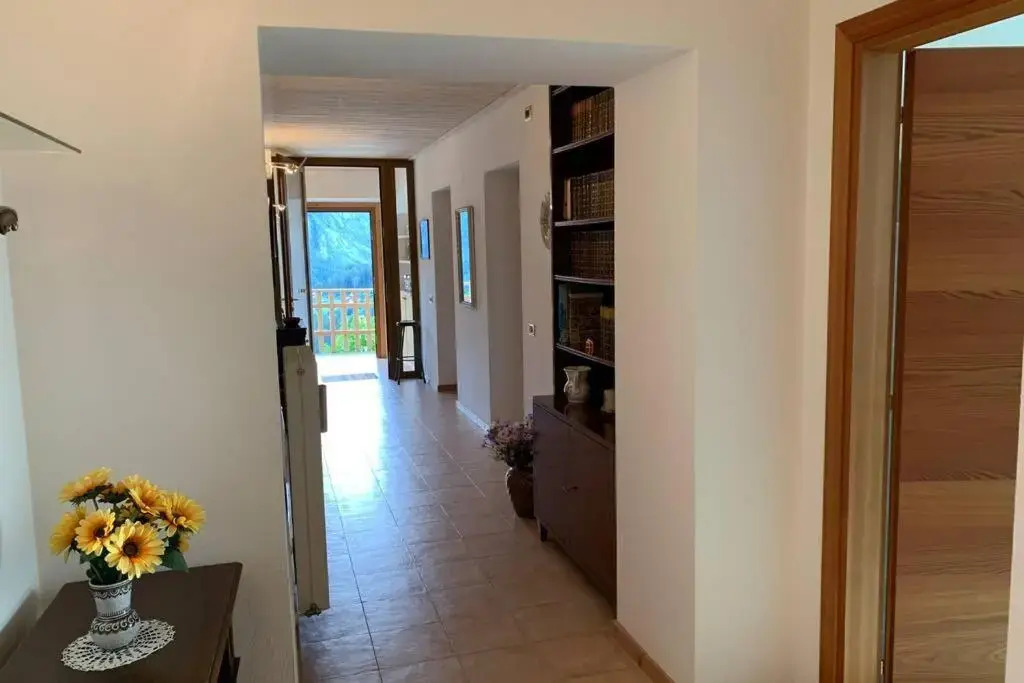 La casa del Noce, immersa nel verde delle Dolomiti