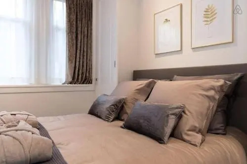 Canal Dream Apartment