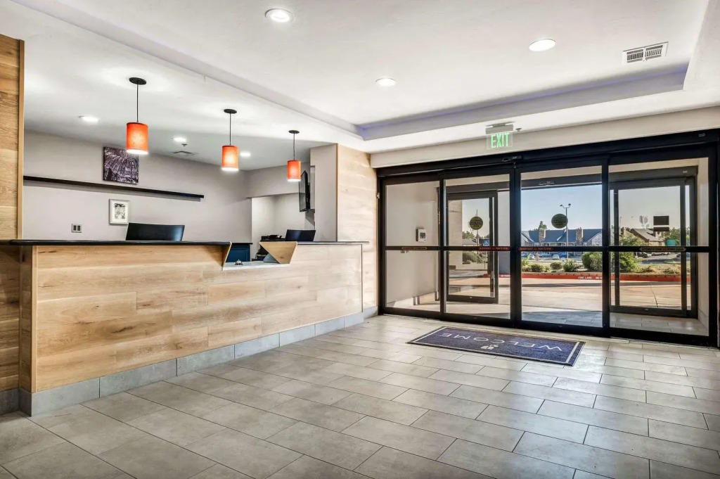 Country Inn & Suites by Radisson, Oklahoma City at Northwest Expressway, OK