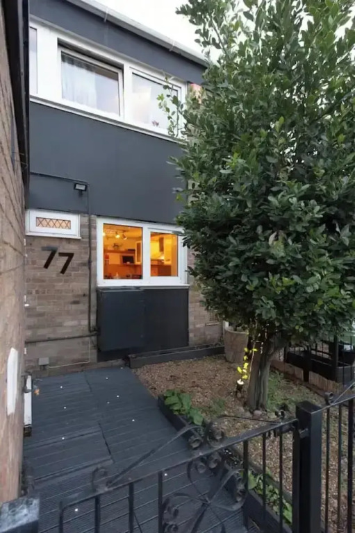 3bedroom Sleeps8 Parking Familyfriendly Nearexcel