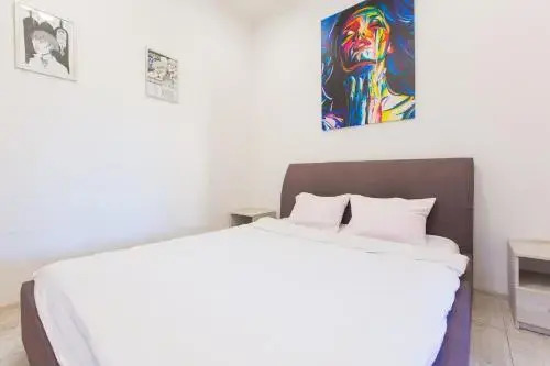Apartment on Svobody avenue 22