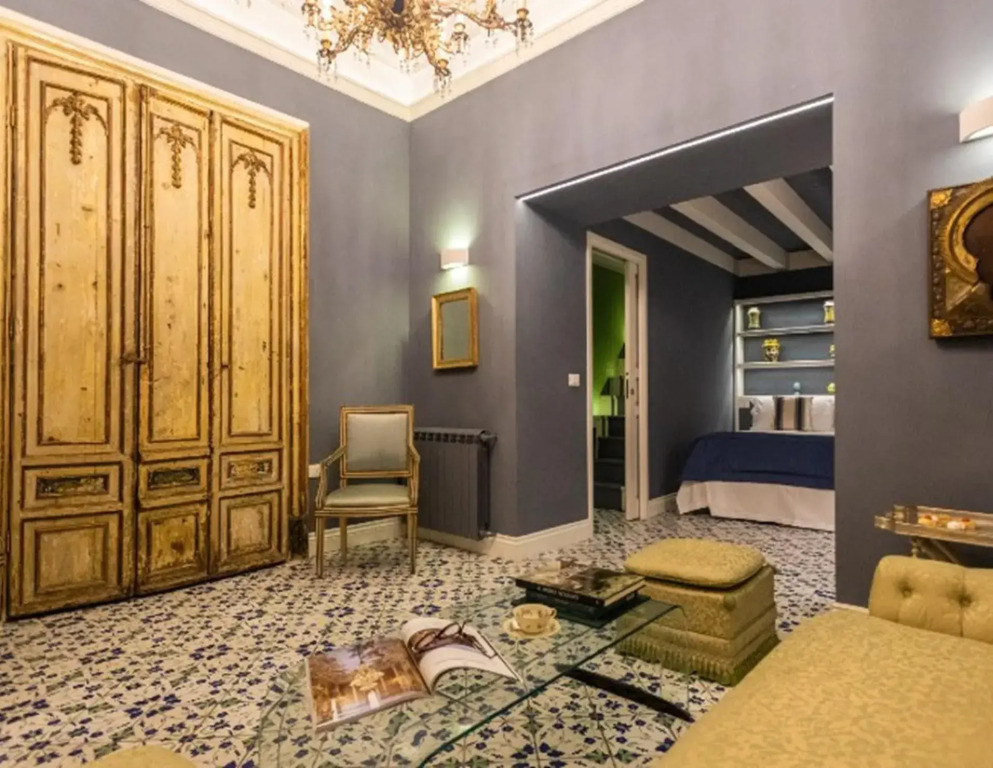 Palazzo Arone dei Baroni di Valentino