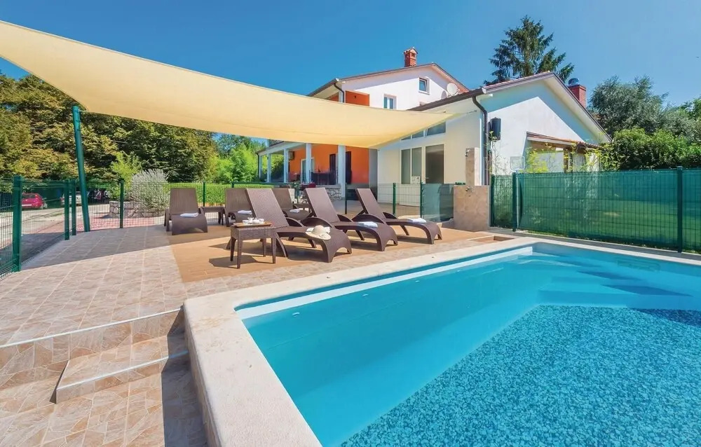 Nice Home in Nedescina With Wifi and 6 Bedrooms