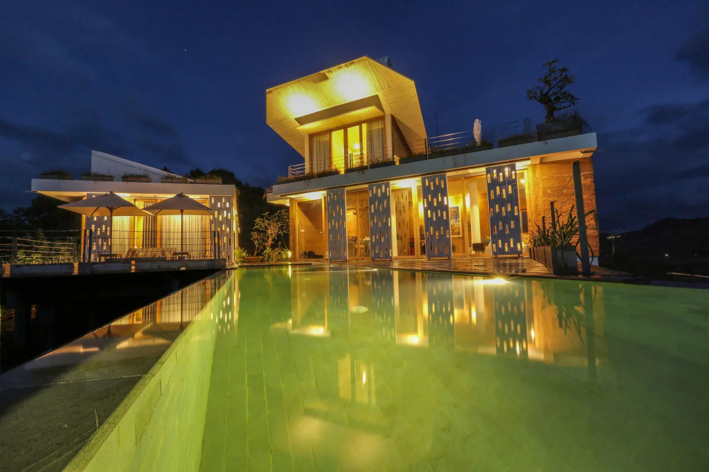 Seven Havens Residence