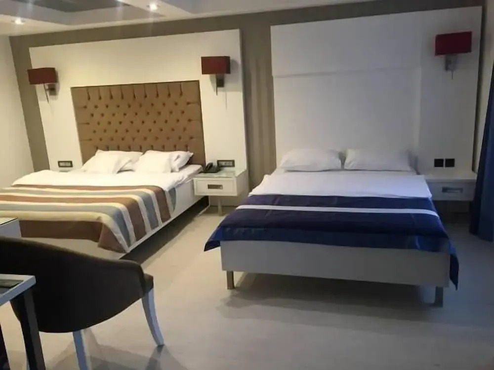 R S CİTY HoTEL